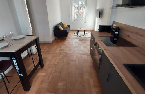 Superbe appartement F2 refait à neuf plein centre - Foto 13