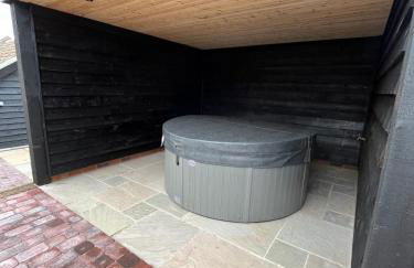 Church Road Retreats - Coral Cottage - Photo 8