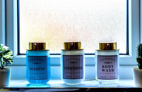 Blue Haven House Sleeps 11 Garden & Parking - Photo 18