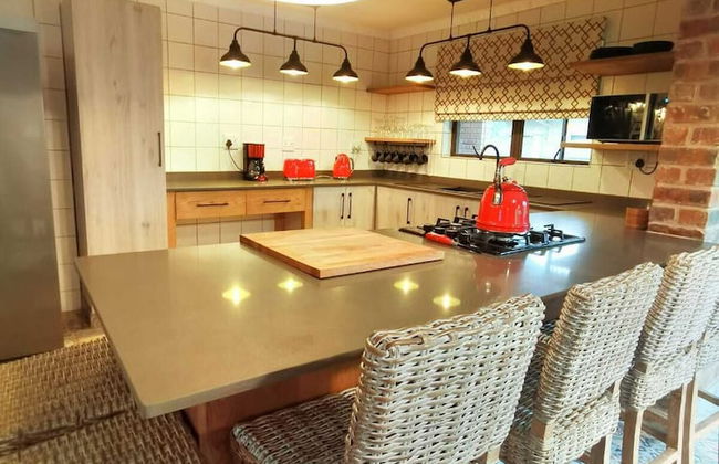 Hornbill Family Suites - Photo 34