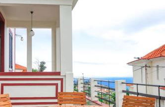 Renovated Traditional House w 3BR & Outdoor Space - Foto 22