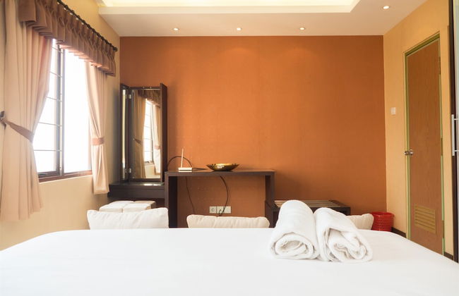 Antique 3BR at Grand Setiabudi Apartment - Foto 22