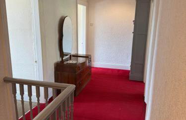 Large Traditional, Sleeps 8, 2 baths, Train, Tram, Pubs, Hucknall - Foto 37