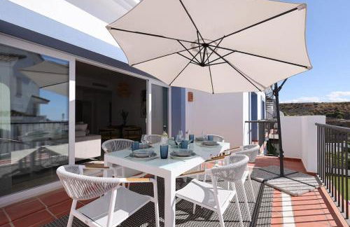 Luxury Family, Beach & Golf Penthouse with Amazing Seaview - Photo 19