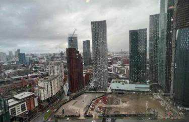 Lux Deansgate multi story apartment - Photo 4