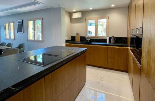 CAPTAIN's HOUSE - Photo 22