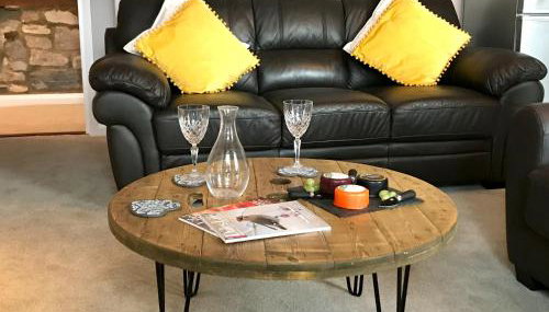 Foal Barn Cottages - Hayloft - Spennithorne - Photo 2