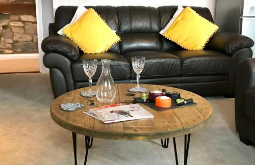 Foal Barn Cottages - Hayloft - Spennithorne - Photo 2