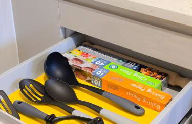 King Size Bed, City Centre, Long Stay Offers, Fast Wifi, Fully Equipped Kitchen, Dedicated Work Place - Foto 39