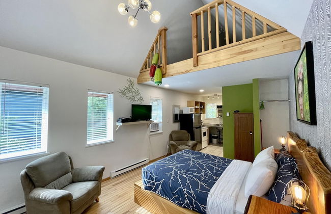 Love Shack - Photo 21