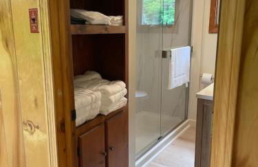 Intimate Cabin Private Dock - Photo 6