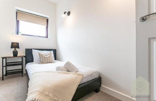 Cosy 3 Bedroom house in Wigan - Photo 7