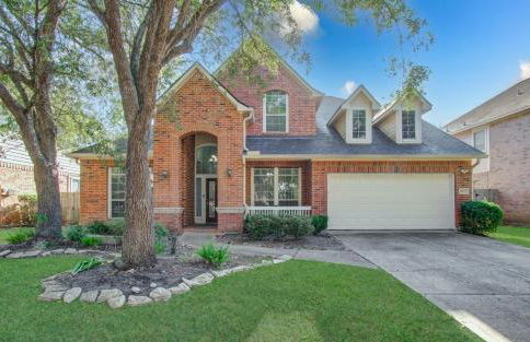 Luxury Pool Home Near Sugar Land Town Center - Photo 40