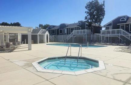 Charming 3BR - Prime Northwood Location - Foto 4