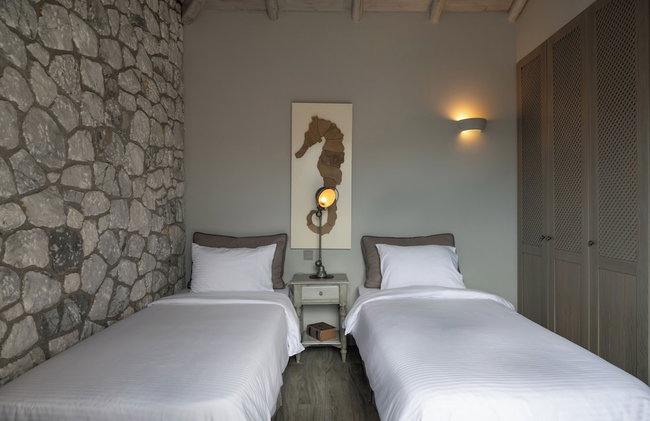 Tyros Boutique Houses - Photo 34