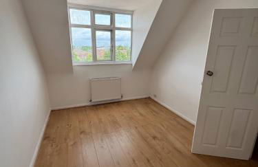 Modern 2 Bedroom Maisonette - Foto 21