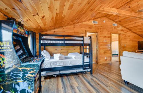 Private Hot Tub, Arcade Game Bee Spring Cabin - Foto 17