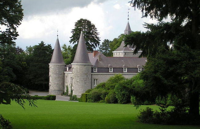 Former Farmhouse in Adorned Village - Foto 31