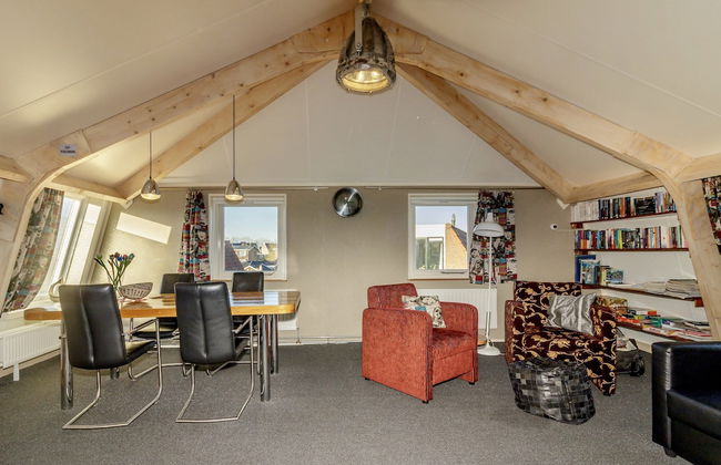 Home With Vinyls, Bikes and Waterways - Foto 1