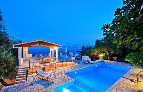 Villa Alexandros in Nisaki - Foto 1