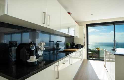 Villa La Perla by LovelyStay - Photo 13