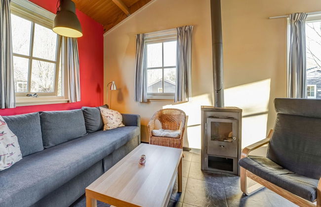 Tranquil Holiday Home in Lage Zwaluwe With Terrace - Photo 24