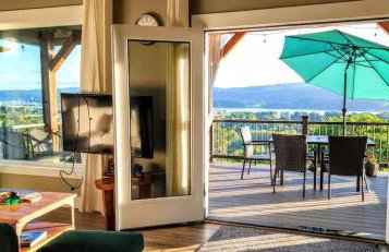 Panoramic River Views - Nature Framed in Every Window - Photo 19