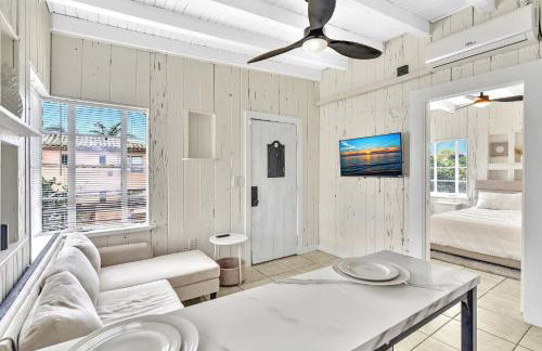 New Year and Holiday Charming Miami Riverfront Stay! - Foto 1