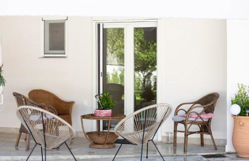 Garden Apartment in Amarynthos II - Photo 23