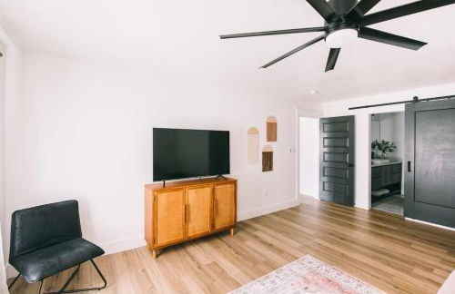 Aubrey Downtown Charmer - Smart TVs in every room! - Foto 22