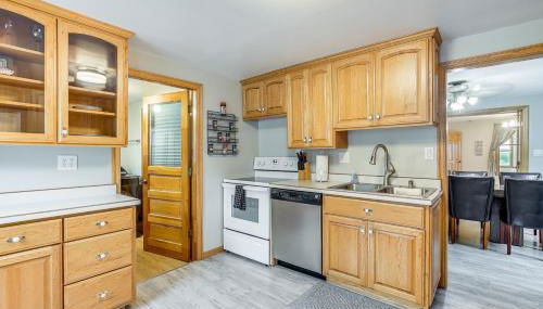 Marion Retreat with Patio, Grills and Fire Pit - Foto 5