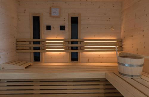 MESNERHOF CHALET - Ruhe, Rückzug & Südtiroler Charme mit kostenlosem Parken in der Tiefgarage - Photo 4