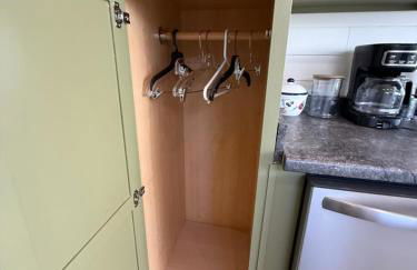 Tiny Home at Bear Mountain -Only 25 Min from Anchorage, Great Central location-Cute & Comfortable - Foto 21