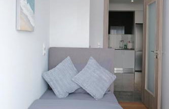 Cozy Home With Cooking Near Tram - Foto 62