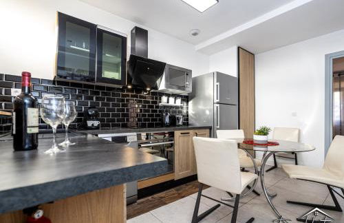 Marvel House - Disneyland 5min, Private Parking, Terrace - Foto 12