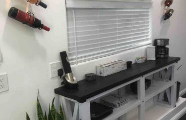 Boutique Tiny in Templeton Modern Wine Country - Foto 3