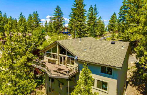 LX33 Lake Tahoe Villa with Gameroom Hot tub Sauna - Foto 36