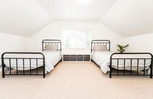 Beautiful like new home in a quiet neighborhood - Foto 13