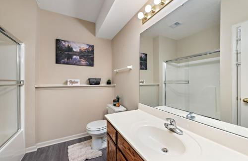 Beautiful Townhome, 11 minutes to Downtown, KCMO. - Foto 6
