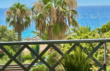 Apartasuites Royal Zahara, Máximo confort con vistas al mar - Photo 1