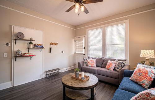 Marietta Square's Home Away! - Foto 19