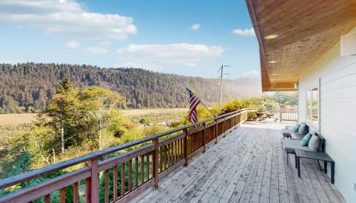 Logan's Landing - Foto 3