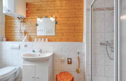 Lovely Apartment In Krakow Am See - Foto 23