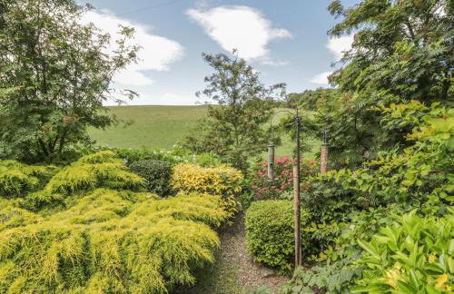 Near Bank Cottage - Photo 13