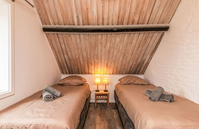 2 bedroom House in Schoondijke with garden and terrace - Photo 5