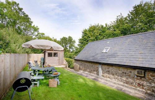 The Small Barn - Photo 30