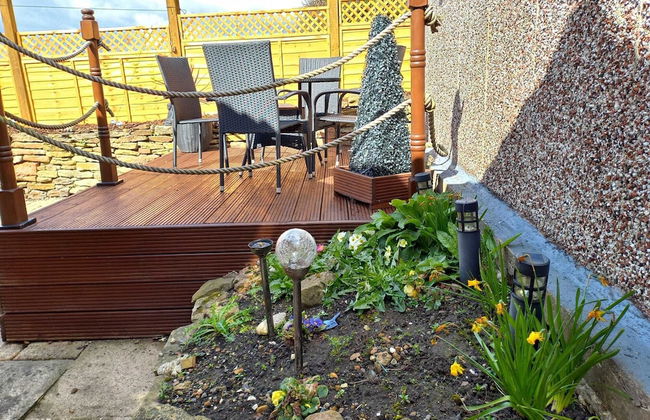 Charming Wentworth Lodge With Countryside Views - Photo 17