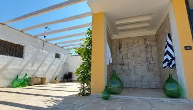 Villa PARADISO - Tra Ulivi e Tramonti da Cartolina - Foto 3, Garden, Shower