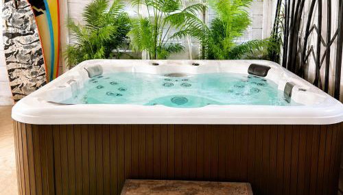 Indoor Hot Tub, Pet Friendly, Bikes, 4-Car Free Parking, Walk to Beach - Foto 4
