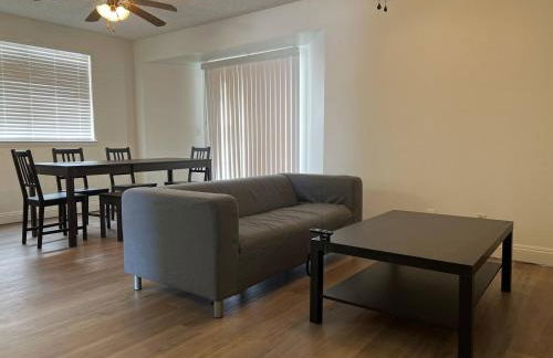 Extended Stay 3 or 4 Beds Cozy Smart Home Living - Photo 20